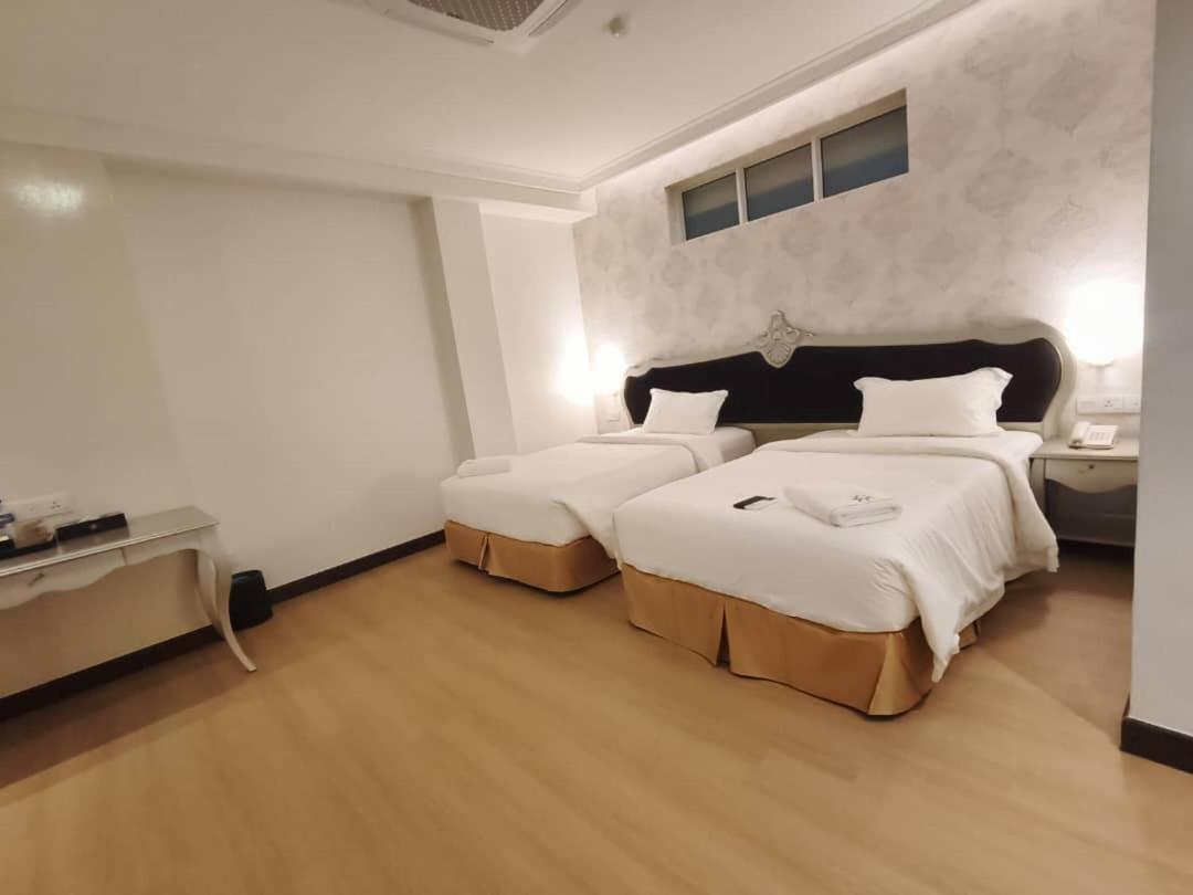 Rc Hotel Melaka Exterior photo